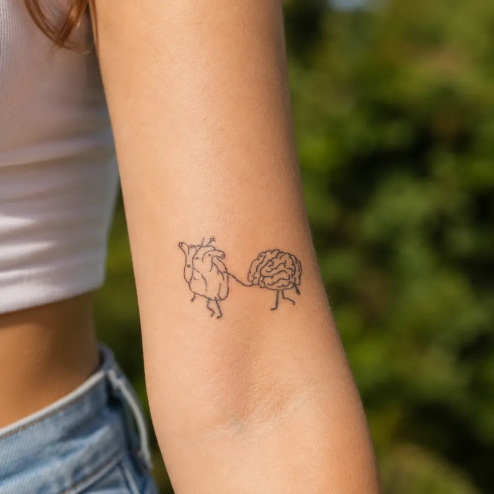 SafeTatt — Heart + Brain · fotografie tetování na kůži