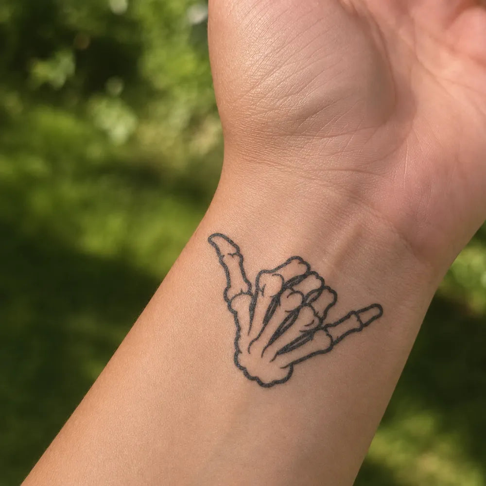SafeTatt — Bone Shaka · fotografie tetování na kůži