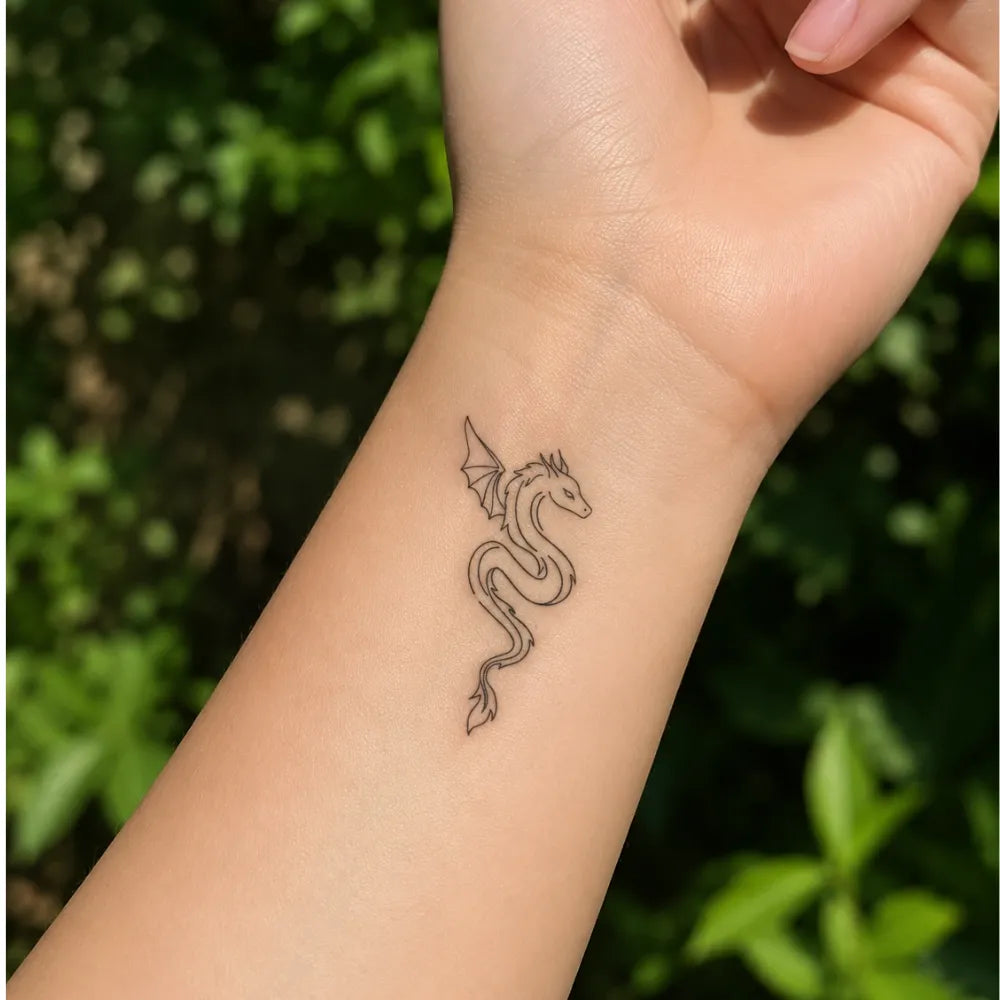 SafeTatt — Winged Serpent · fotografie tetování na kůži